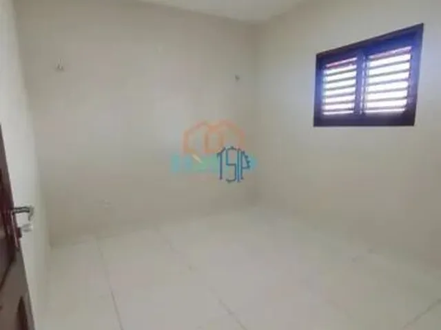 Imagem 11: Casa À Venda com 3 Quartos e Amplo Quintal - R$ 260 Mil