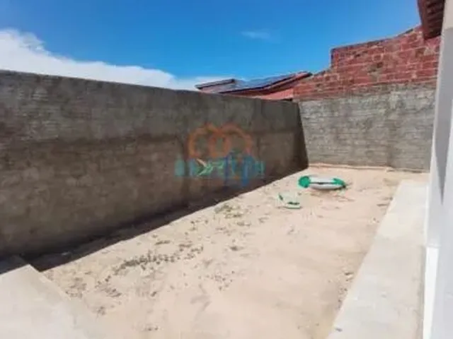Imagem 9: Casa À Venda com 3 Quartos e Amplo Quintal - R$ 260 Mil