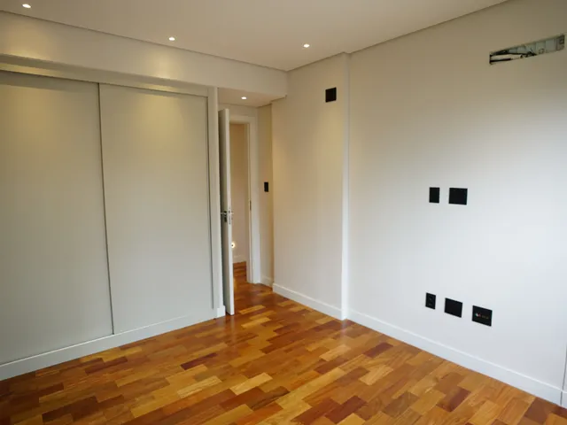 Imagem 2: Apartamento para Venda em Serra com 3 Quartos, Sendo 2 Suítes, 180M²