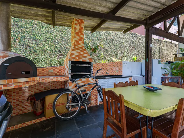 Imagem 15: Casa em Condomínio para Venda em Condomínio Iolanda com 3 Quartos, Sendo 2 Suítes, 200M²