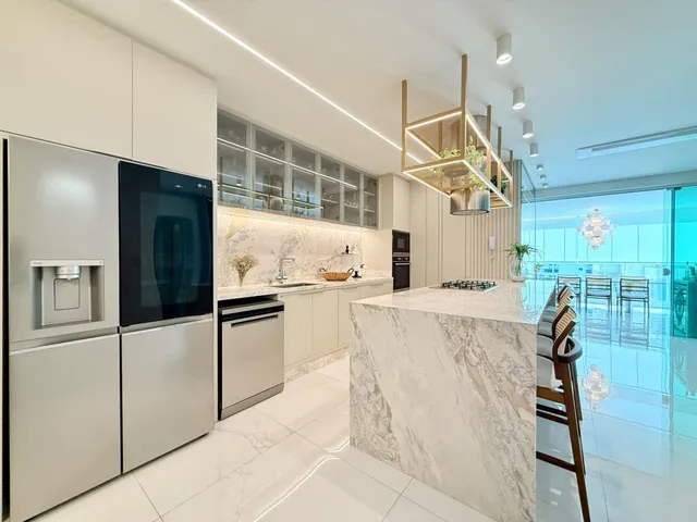 Imagem 7: Apartamento À Venda com 160M² por R$ 2.800.000,00