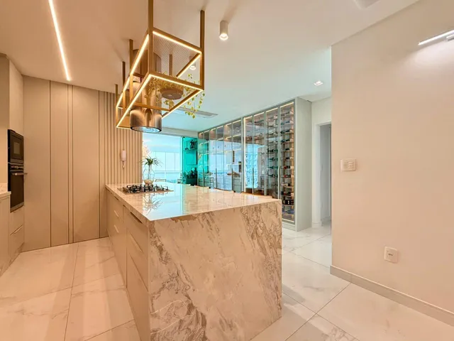 Imagem 11: Apartamento À Venda com 160M² por R$ 2.800.000,00