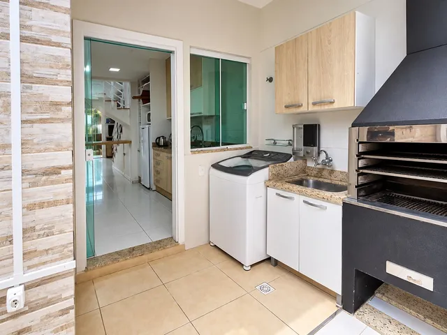 Imagem 10: Casa À Venda com 68M² por R$ 675.000,00
