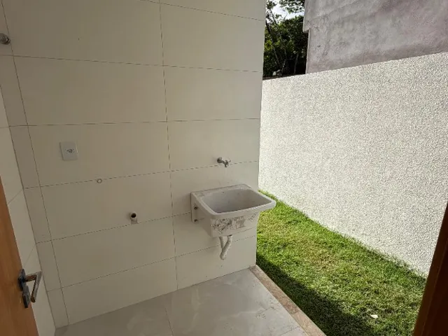 Imagem 5: Casa com 4 Quartos À Venda em Condomínio Fechado