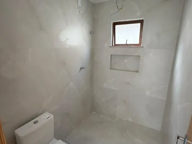 Imagem 15: Casa com 4 Quartos À Venda em Condomínio Fechado