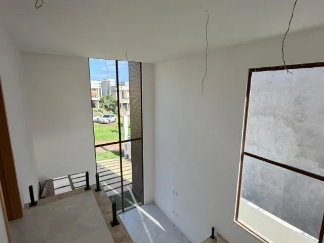 Imagem 12: Casa com 4 Quartos À Venda em Condomínio Fechado