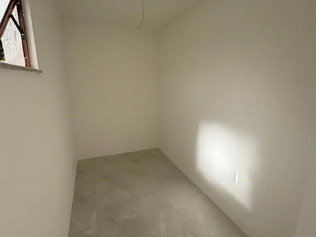 Imagem 4: Casa com 4 Quartos À Venda em Condomínio Fechado