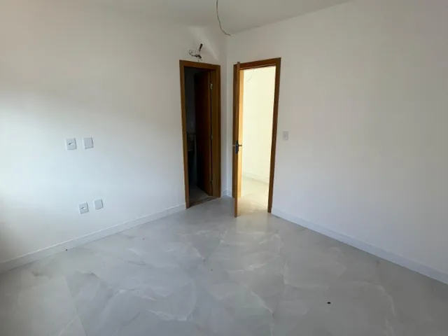 Imagem 16: Casa com 4 Quartos À Venda em Condomínio Fechado