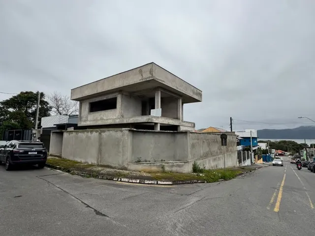 Imagem: Prédio Comercial em São Francisco do Sul