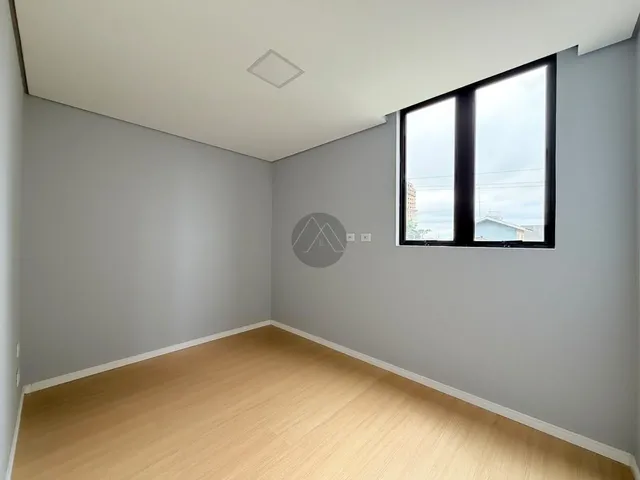 Imagem 2: Apartamento com 2 Quartos, Suíte e Sacada no Terrazzo Tomio