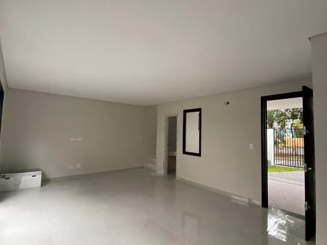 Imagem: House em Curitiba - Paraná, Água Verde
