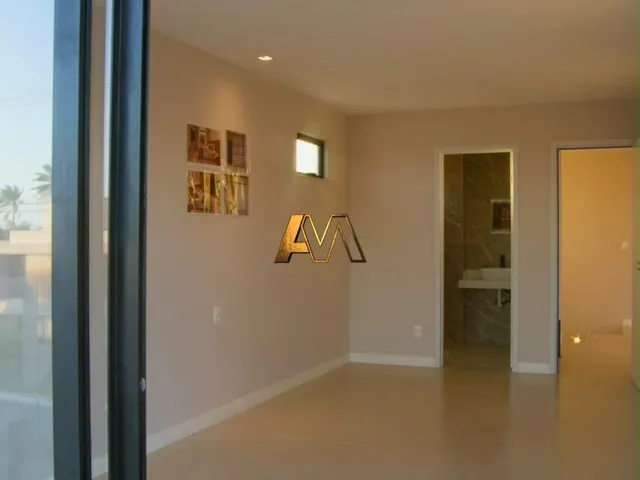 Imagem 14: Casa com Piscina 4/4 Sendo 3 Suítes