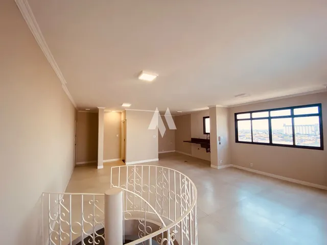 Imagem 11: Cobertura Duplex À Venda com Piscina Privativa no Bairro em Santos, São Paulo