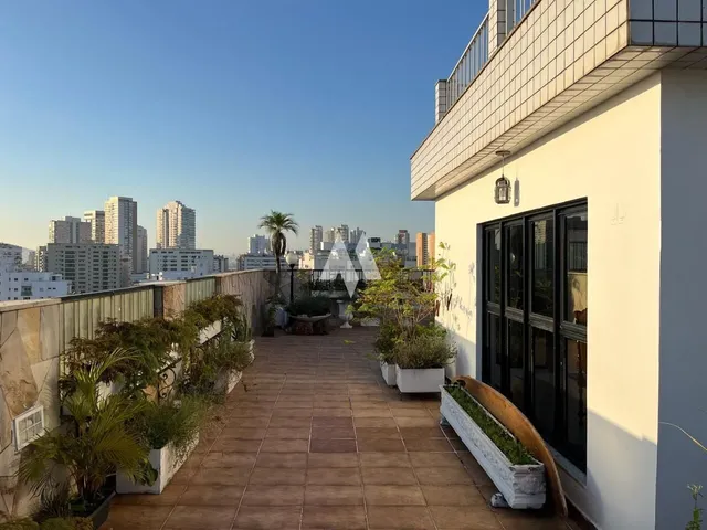 Imagem 15: Cobertura À Venda com Piscina e 4 Dormitórios no Bairro de Santos, São Paulo