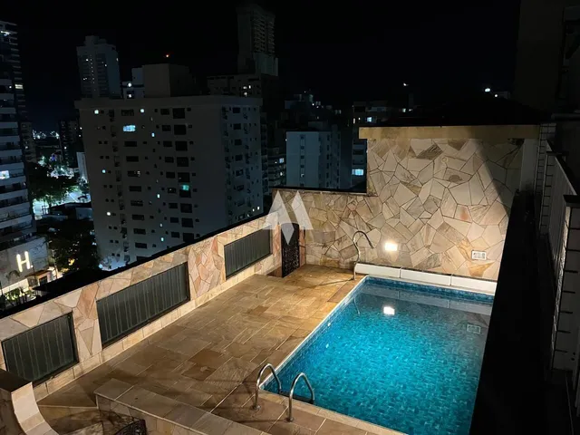 Imagem 7: Cobertura À Venda com Piscina e 4 Dormitórios no Bairro de Santos, São Paulo