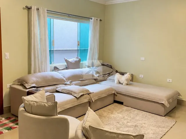 Imagem: Casa À Venda com 2 Suítes no Jardim das