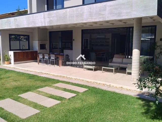 Imagem 2: Casa nos Açores com 4 Quartos, Energia Solar e Piscina Aquecida