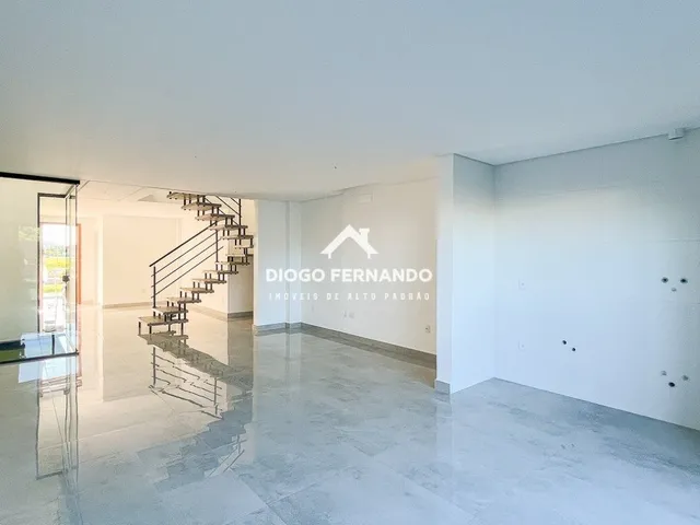 Imagem 5: Casa no Campeche Ao Lado do Oka Shopping com 3 Quartos e 144M²