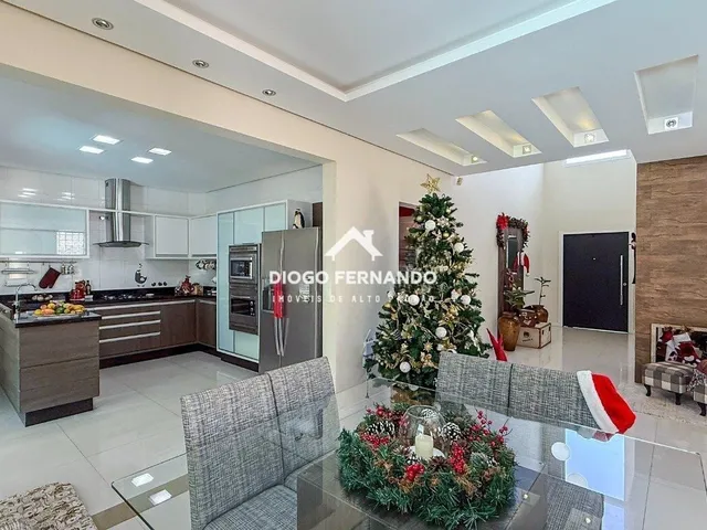 Imagem 14: Casa no Condomínio Quinta dos Açores com 4 Suítes, Piscina e Spa