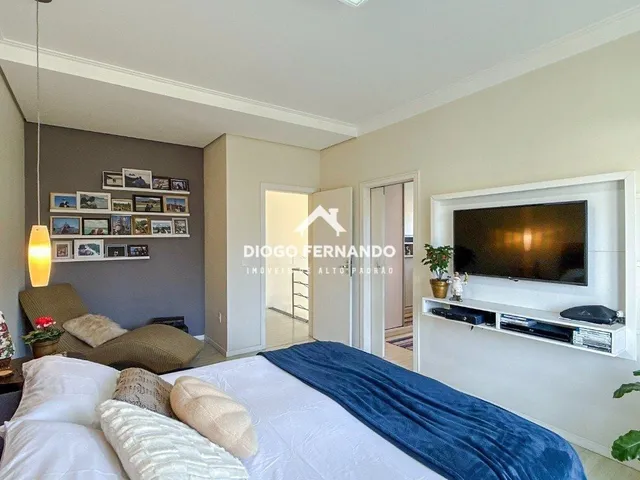 Imagem 4: Casa no Condomínio Quinta dos Açores com 4 Suítes, Piscina e Spa