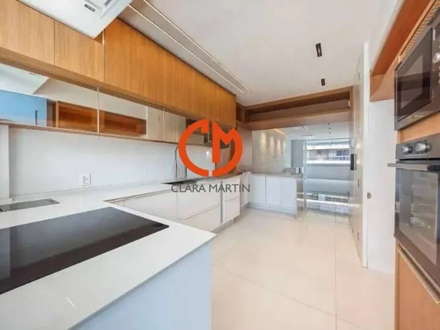 Imagem 11: Apartamento À Venda em Rio de Janeiro, Leblon, com 3 Quartos, 140M²