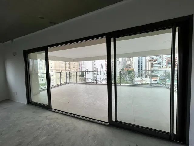 Imagem 8: Apartamento com 4 Quartos À Venda, 244 M² em Itaim Bibi - São Paulo