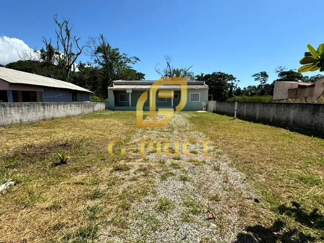 Imagem 14: Excelente Casa com Amplo Espaço de Terreno Apenas 750Mts do Mar