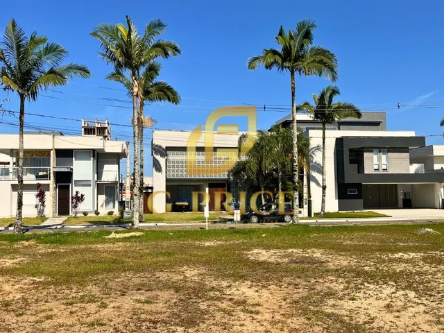 Imagem 16: Belíssimo Terreno Pronto para Construir Dentro do Condomínio Fechado Apenas 250 Mts do Mar