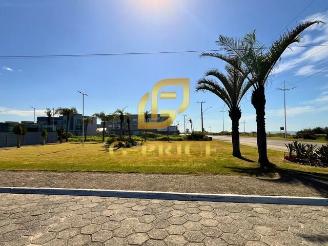 Imagem 4: Belíssimo Terreno Pronto para Construir Dentro do Condomínio Fechado Apenas 250 Mts do Mar