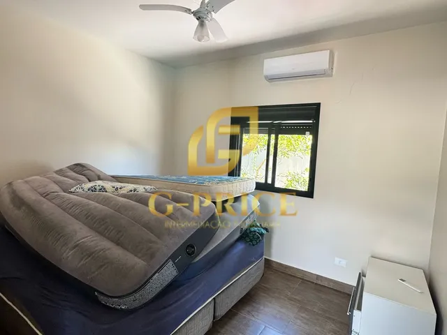 Imagem 10: Maravilhosa Casa de Alto Padrão com Piscina Apenas 400Mts do Mar