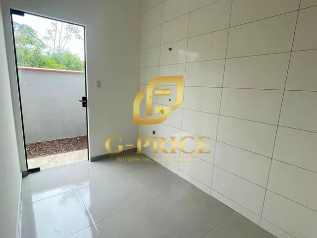 Imagem 2: Ótima Casa Nova com Excelente Acabamento e Amplo Espaço de Terreno