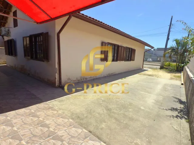 Imagem 6: Casa com Edícula- Vende-Se Excelente Casa com Edícula Apenas 200 Mts do Mar em Região Nobre de Itapoá Sc