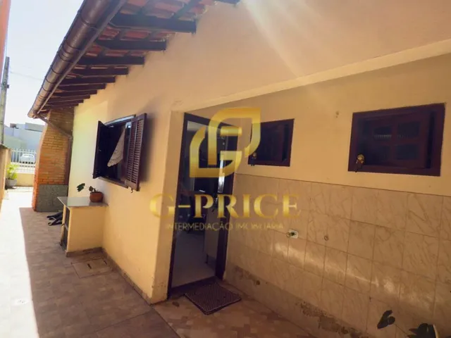 Imagem 8: Casa com Edícula- Vende-Se Excelente Casa com Edícula Apenas 200 Mts do Mar em Região Nobre de Itapoá Sc