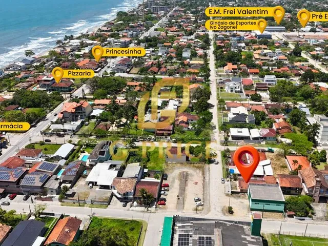 Imagem 9: Casa com Edícula- Vende-Se Excelente Casa com Edícula Apenas 200 Mts do Mar em Região Nobre de Itapoá Sc