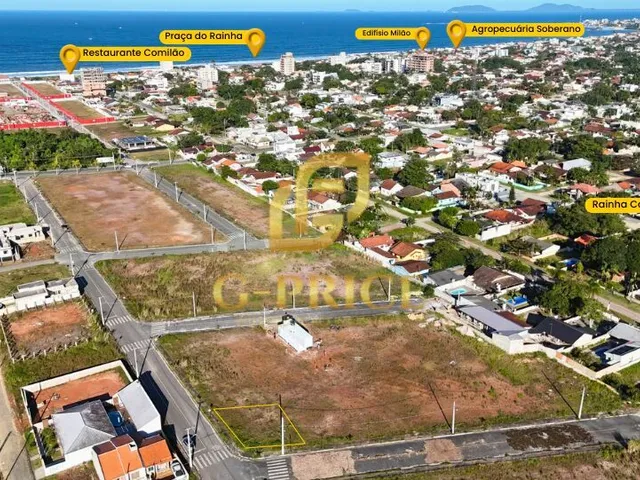 Imagem 3: Lindo Terreno de Esquina Frente para Rua Asfaltada Apenas 750 Mts do Mar