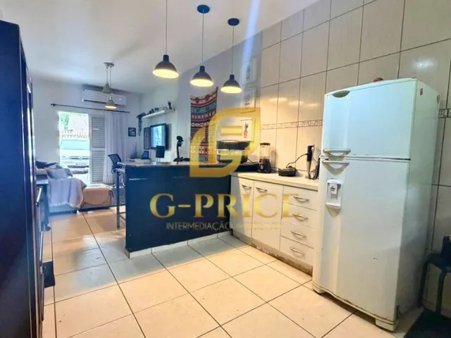 Imagem 6: Excelente Casa com 2 Dormitórios Apenas 450 Mts do Mar