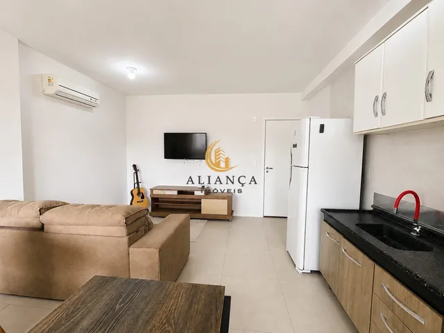 Imagem: Apartamento com Sacada e 2 Dormitórios