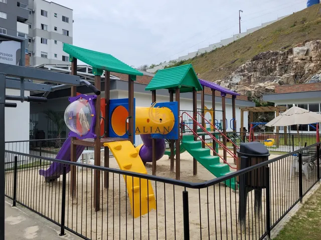 Imagem 2: Apartamento com Sacada e 2 Dormitórios na Pedra Branca