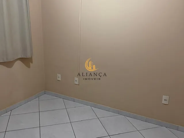 Imagem 2: Casa com 3 Dormitórios e Quintal na Pedra Branca