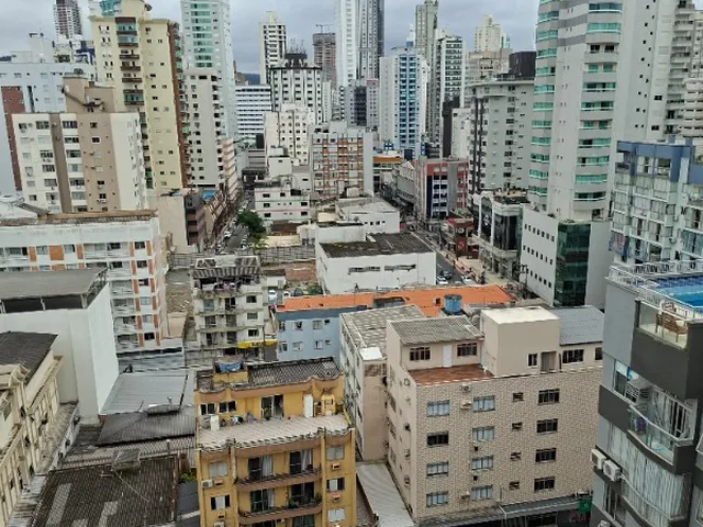 Imagem 10: Apartamento 2 Dormitorios a 50 M da Av. Brasil na Rua 1650 em Balneario Camboriu