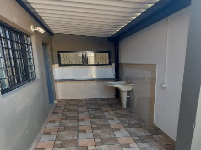 Imagem 4: Casa para Locação em Araçoiaba da Serra-Sp, Bairro Alcides Vieira: 2 Quartos, 1 Sala, 1 Banheiro, 1 Vaga de Garagem!
