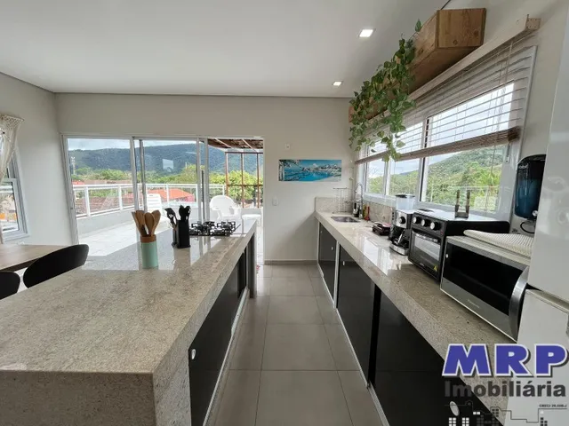 Imagem 2: Cobertura a Venda em Ubatuba, na Praia da Maranduba. Localizado a 350 Metros da Praia !