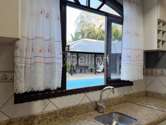 Imagem 11: Casa com Piscina, Campo de Futebol e 1.550 M² no Centro de Rio dos Cedros