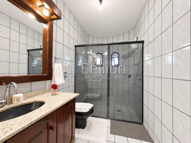 Imagem 9: Casa com Piscina, Campo de Futebol e 1.550 M² no Centro de Rio dos Cedros