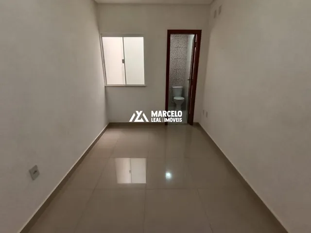 Imagem 12: Alugo no Bairro Vila Serrana! Duplex 3/4 com 2 Suítes e Preço Excelente!