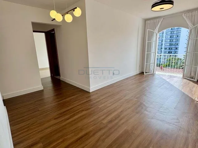 Imagem: Edifício Colonial - Apartamento Amplo de