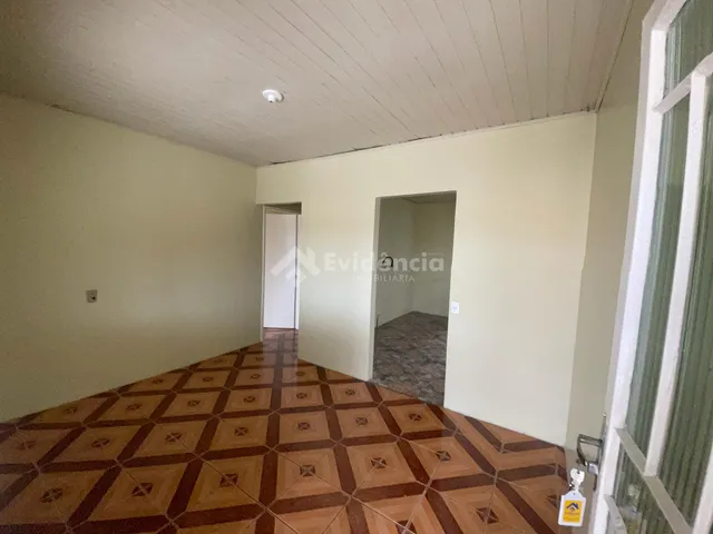 Imagem 3: Casa no para Locação no Bairro Conradinho 3 Quartos Garagem