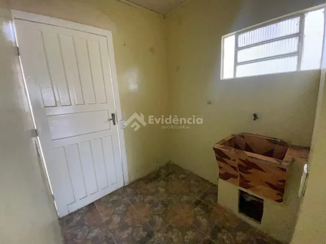 Imagem 6: Casa no para Locação no Bairro Conradinho 3 Quartos Garagem