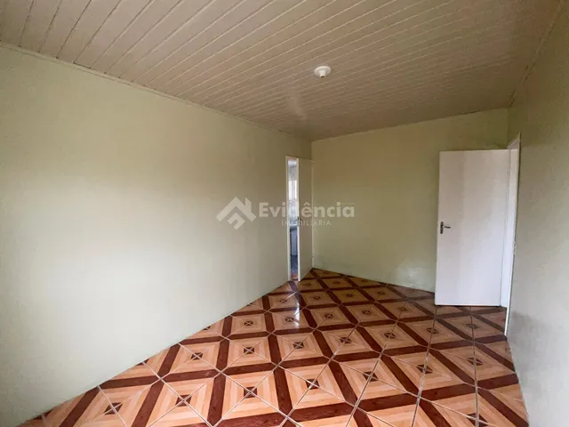 Imagem 8: Casa no para Locação no Bairro Conradinho 3 Quartos Garagem