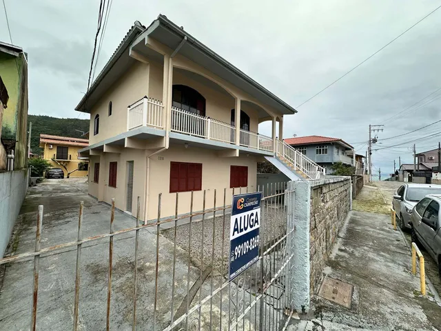 Imagem: Casa com 3 Dormitórios para Locação no
